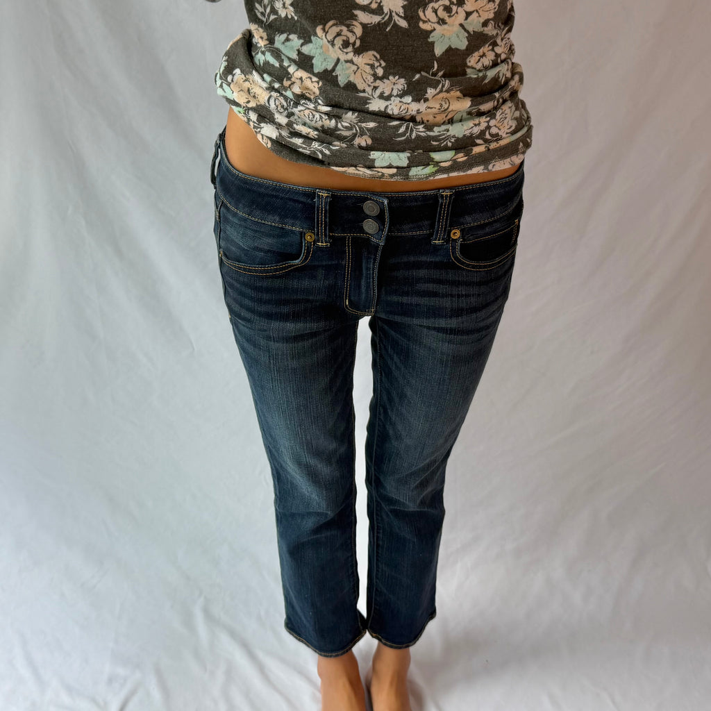 Vintage American Eagle low rise capris jeans