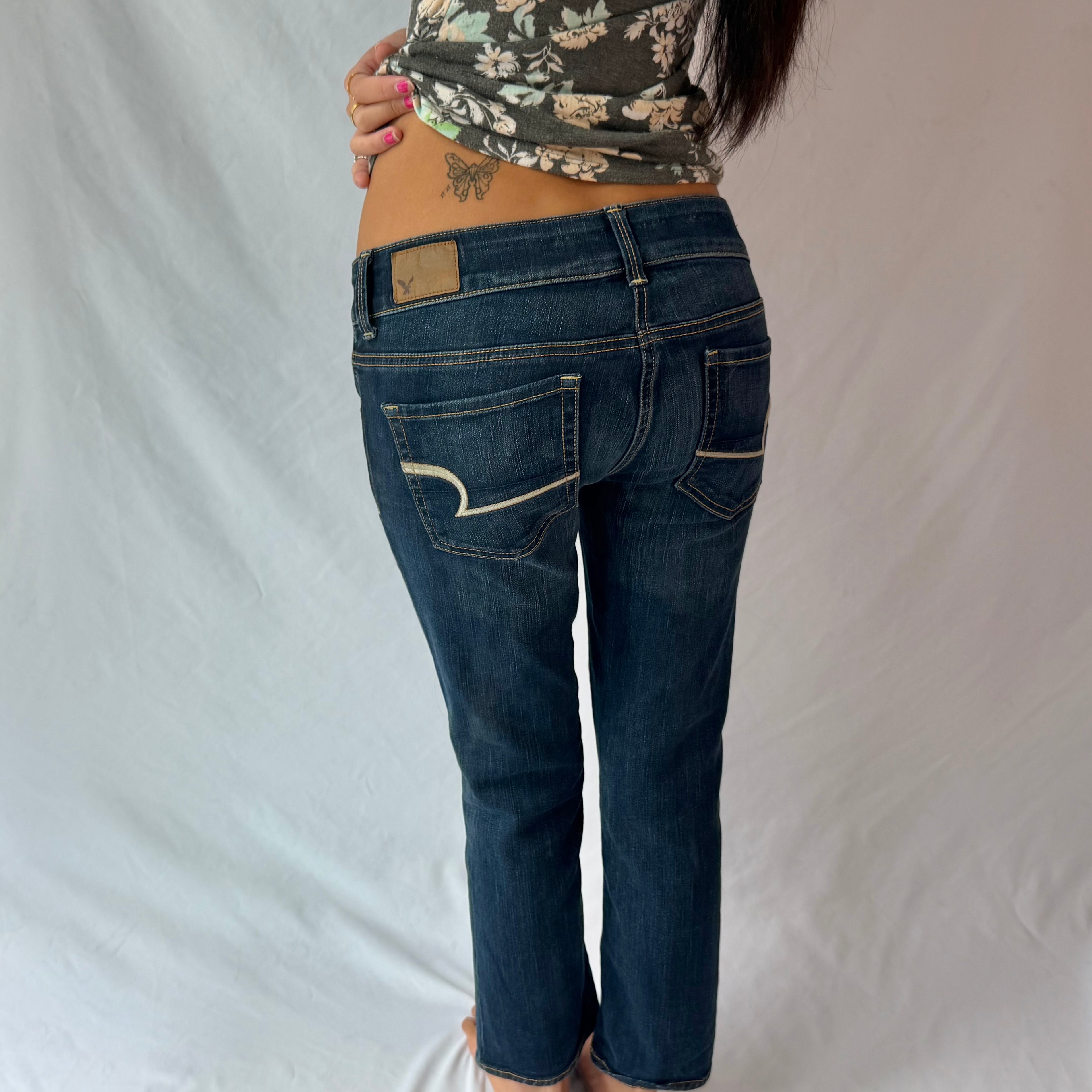 Vintage American Eagle low rise capris jeans